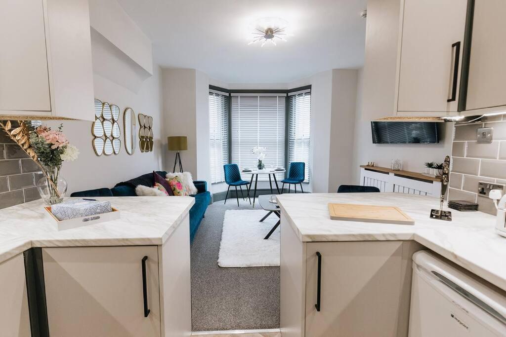 Grove House No.07 - Luxury Apartment Close To The Llandudno Beach Kültér fotó