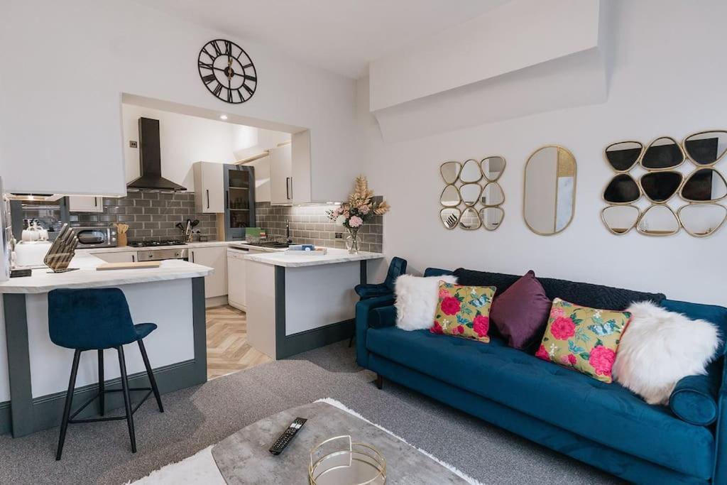 Grove House No.07 - Luxury Apartment Close To The Llandudno Beach Kültér fotó