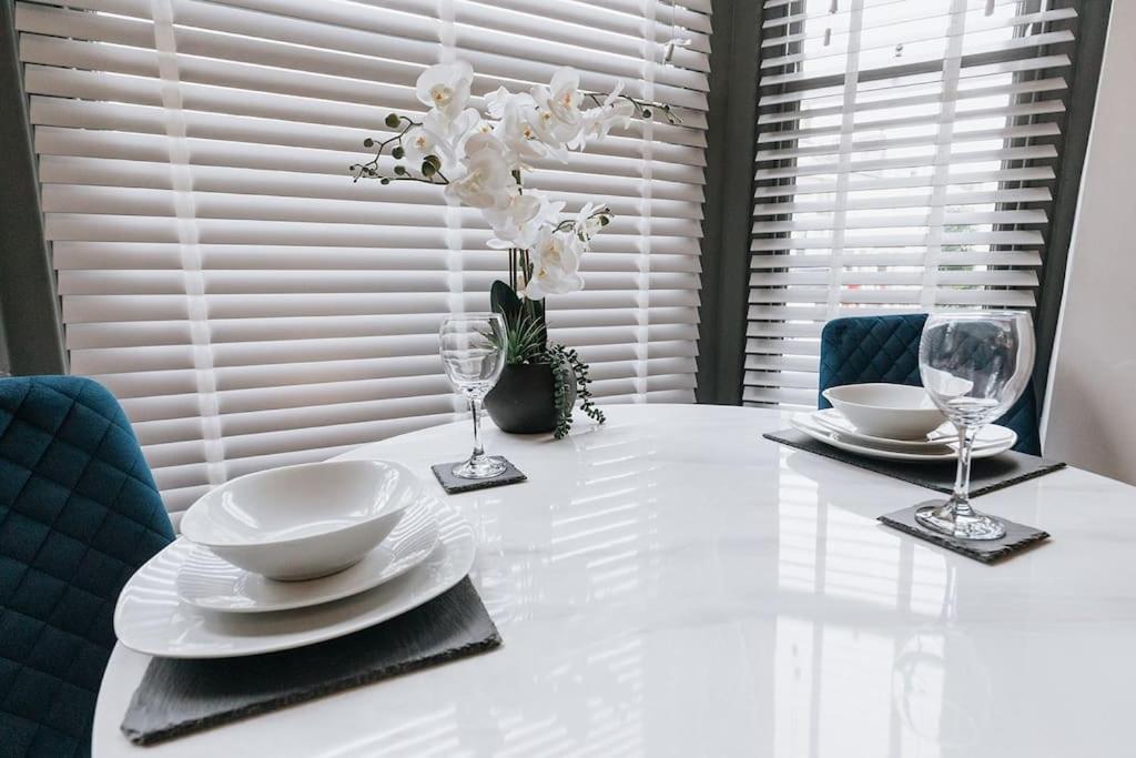 Grove House No.07 - Luxury Apartment Close To The Llandudno Beach Kültér fotó